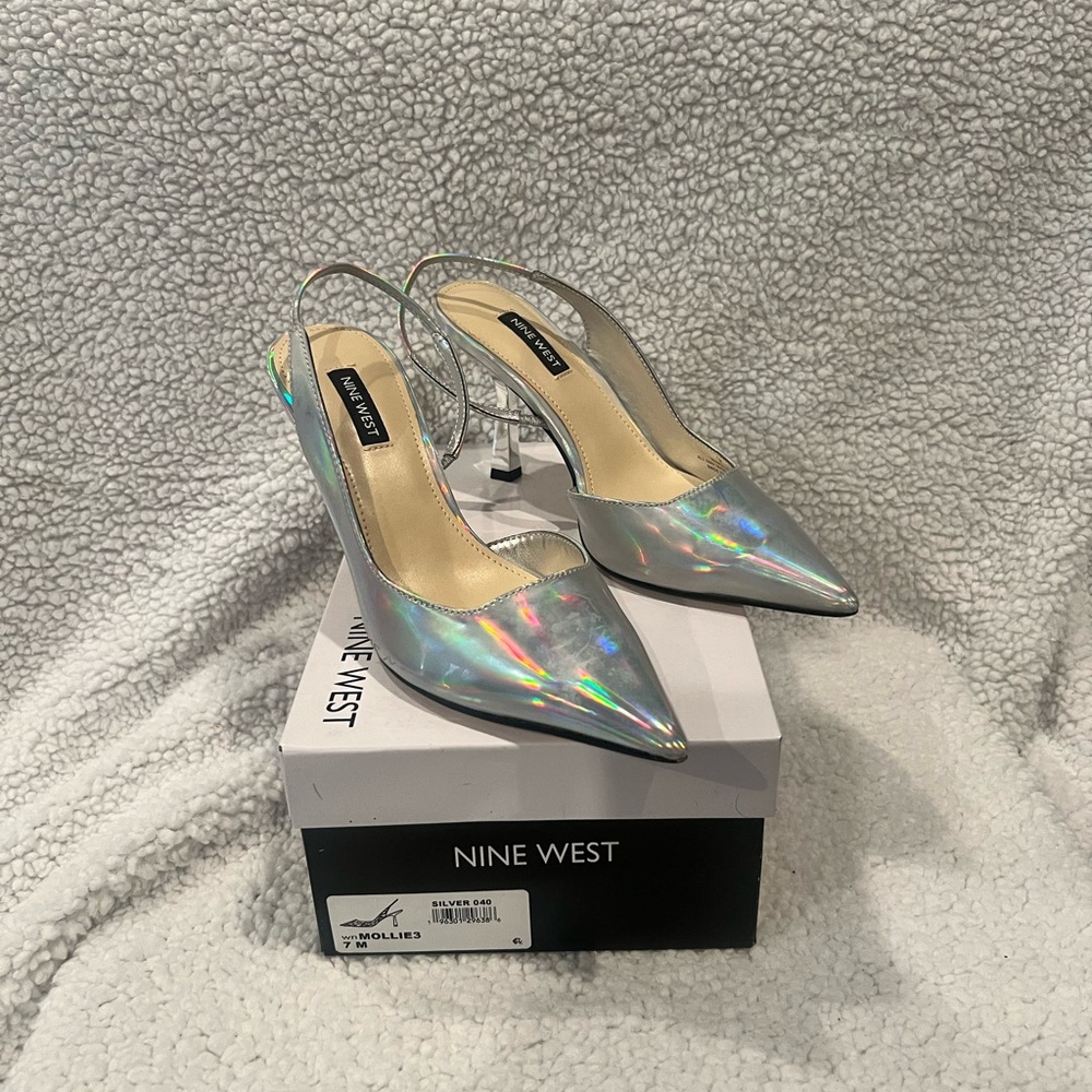 Nine West Silver Heels with Sleek Pointed Toe